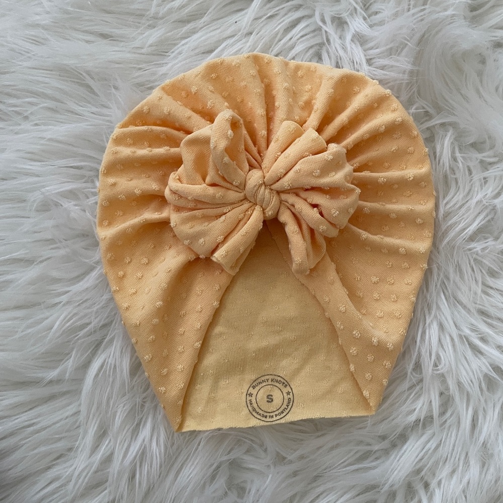 Bunny knots turban